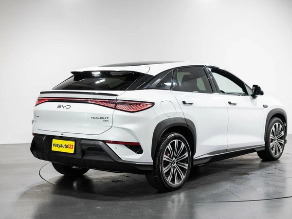 2025 Byd Sealion 7 Performance Four Wheel Drive Electric