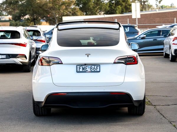 2022 Tesla Model Y Rear-Wheel Drive Panoramic Glass Roof Heated Seats