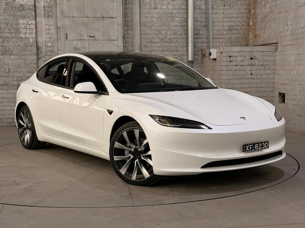 2025 Tesla Model 3 Rear-Wheel Drive Automatic Electric