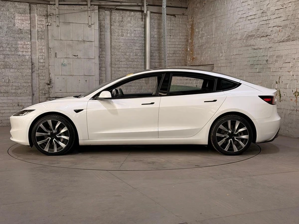 2025 Tesla Model 3 Rear-Wheel Drive Automatic Electric