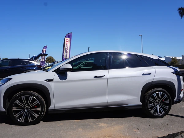 2025 Byd Sealion 7 Electric Four Wheel Drive Automatic