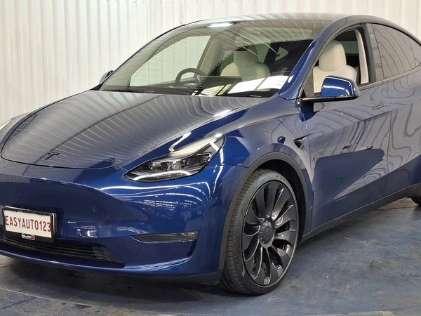 2023 Tesla Model Y Performance AWD Electric