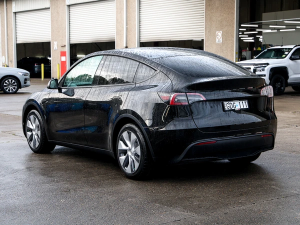 2023 Tesla Model Y Rear-Wheel Drive Panoramic Glass Roof Heated Seats