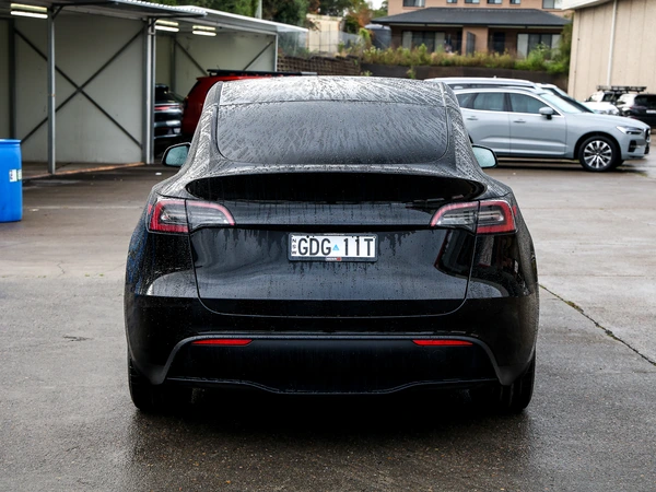 2023 Tesla Model Y Rear-Wheel Drive Panoramic Glass Roof Heated Seats
