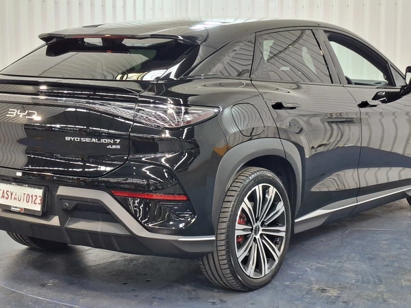 2025 Byd Sealion 7 Long Range Four-Wheel Drive Electric