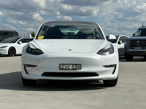 2022 Tesla Model 3 Long Range AWD Electric