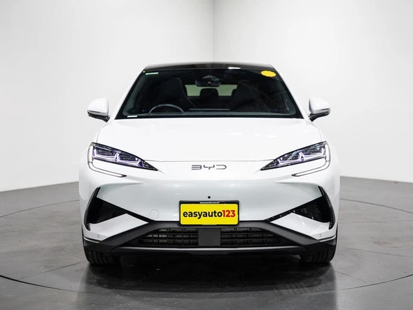 2025 Byd Sealion 7 Luxury Electric 7-Seater Automatic RWD