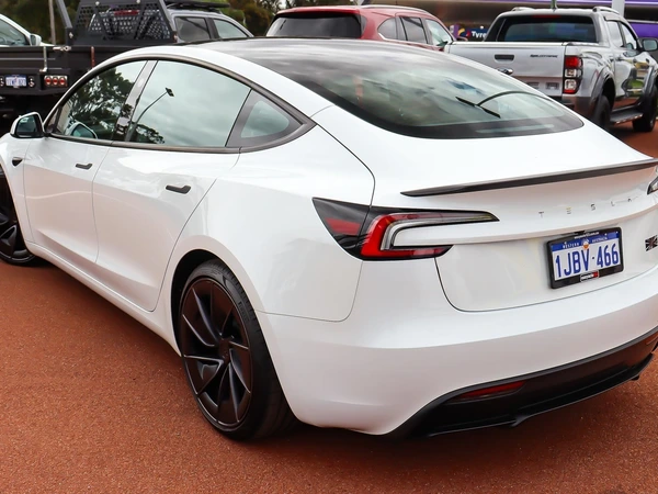 2025 Tesla Model 3 Performance AWD Electric