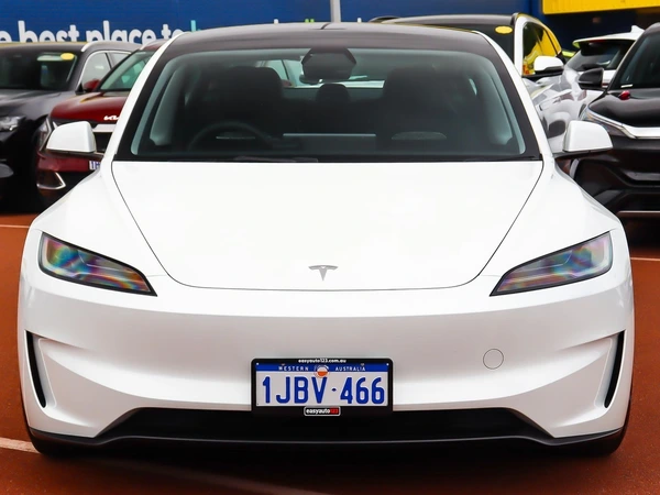 2025 Tesla Model 3 Performance AWD Electric