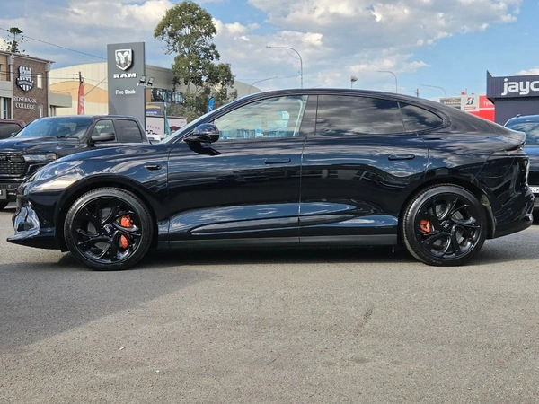 2025 Mg Im6 Performance Electric FWD Automatic