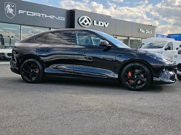 2025 Mg Im6 Performance Electric FWD Automatic