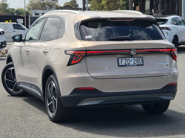 2025 Mg Mgs5 Ev Essence 49 Rear-Wheel Drive Automatic
