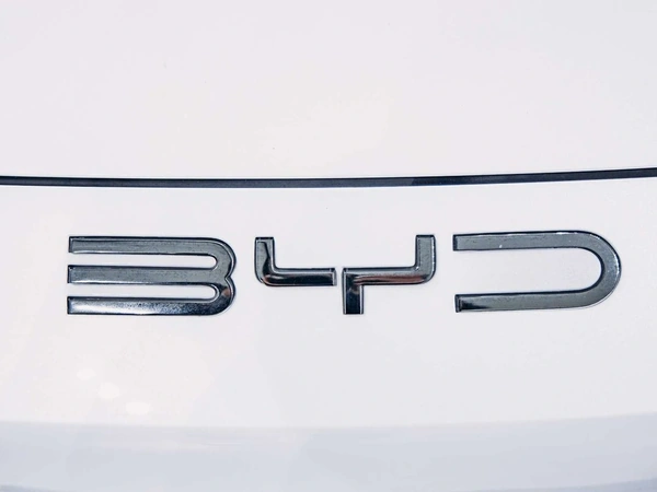 2024 BYD Seal Premium Rear Wheel Drive Electric Automatic