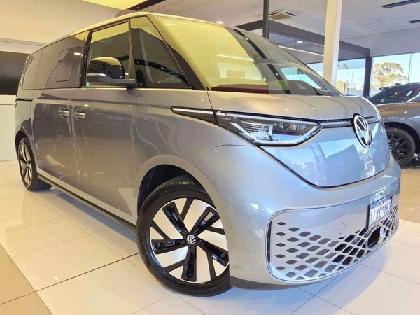 2025 Volkswagen ID. Buzz Pro BEV560 EB Rear Wheel Drive Automatic 7+ Seats