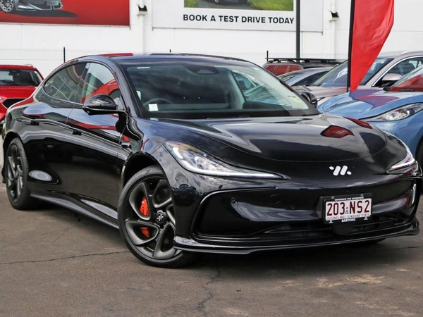 2025 Mg Im5 Performance P12L AWD Automatic