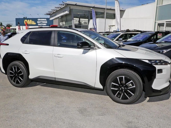 2025 Subaru Solterra AWD Electric Automatic