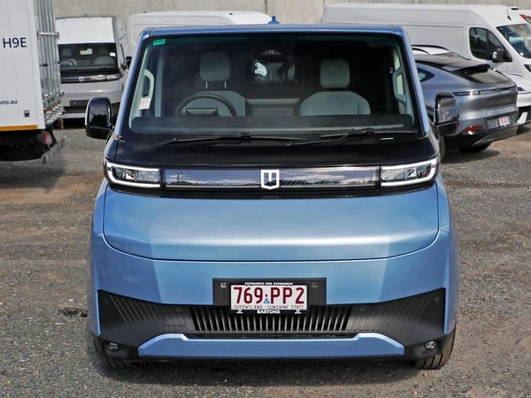 2025 Farizon SuperVan Blue Van Electric Automatic FWD
