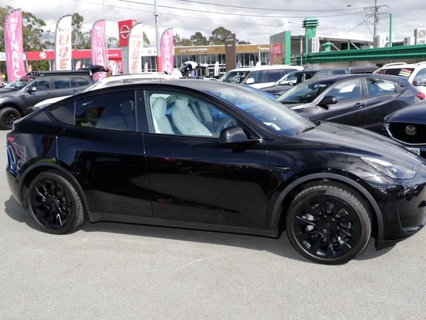 2023 Tesla Model Y Rear-Wheel Drive Electric Automatic