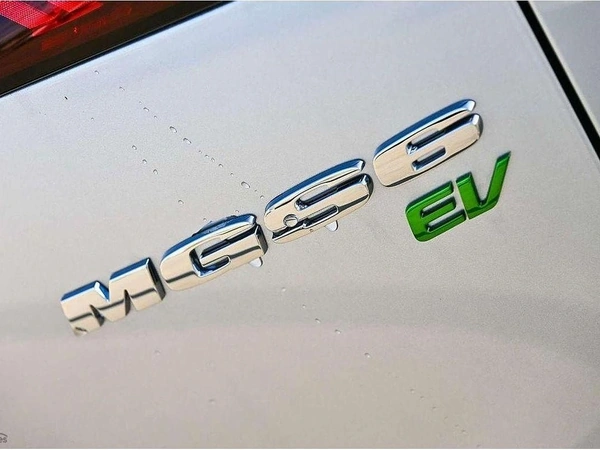 2026 Mg Mgs6 Essence IS3E Automatic Electric