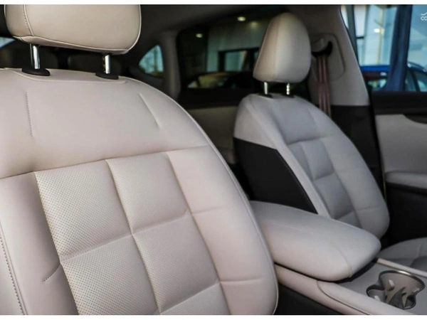 2026 MG IM6 Platinum S12L Electric Automatic