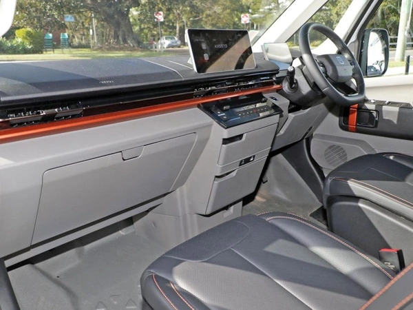 2026 Farizon SuperVan Grey Van Automatic Electric
