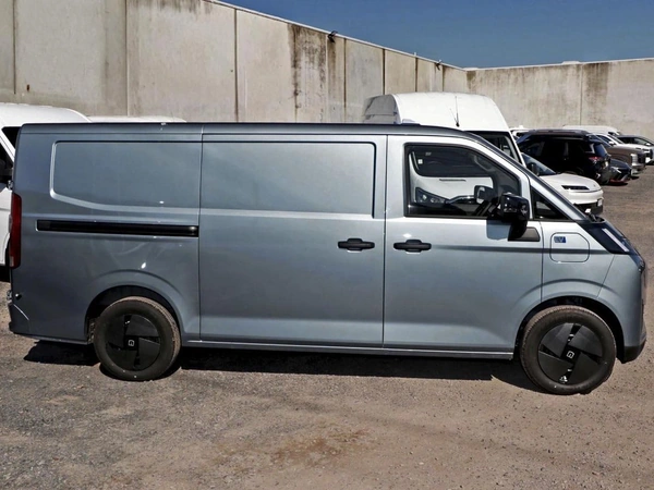 2026 Farizon V7E Extended Range Automatic Electric