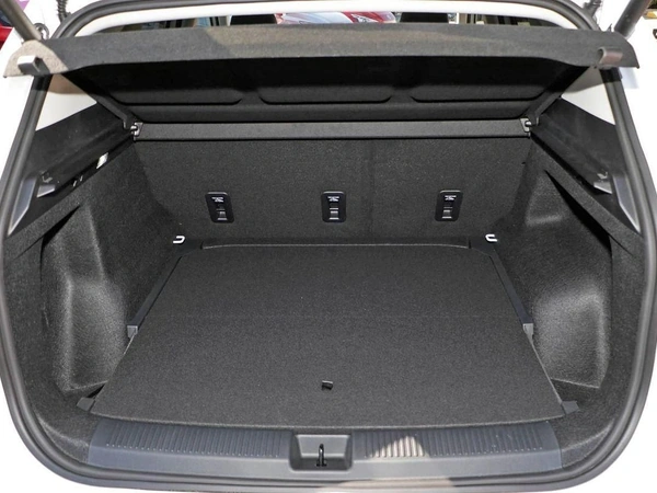 2026 Mg Mgs5 EV Essence 62 Automatic RWD