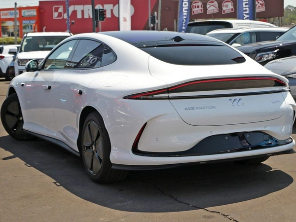 2025 Mg Im5 Premium P12L Rear Wheel Drive Automatic