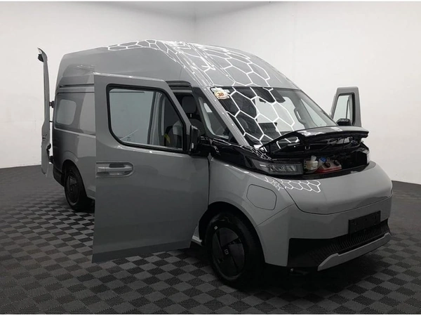 2026 Farizon SuperVan White Van Manual Front Wheel Drive