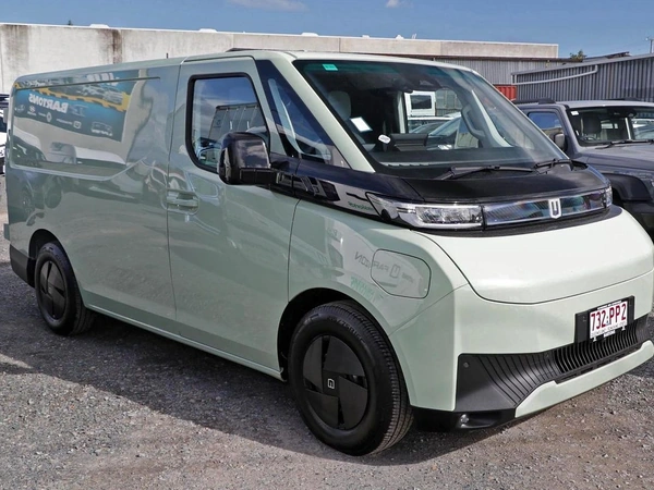 2025 Farizon SuperVan Green Van Electric Automatic