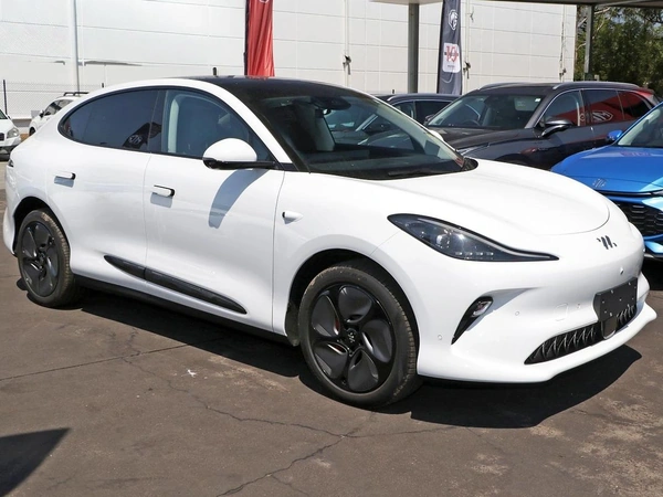 2025 MG IM6 Premium S12L All-Wheel Drive Automatic