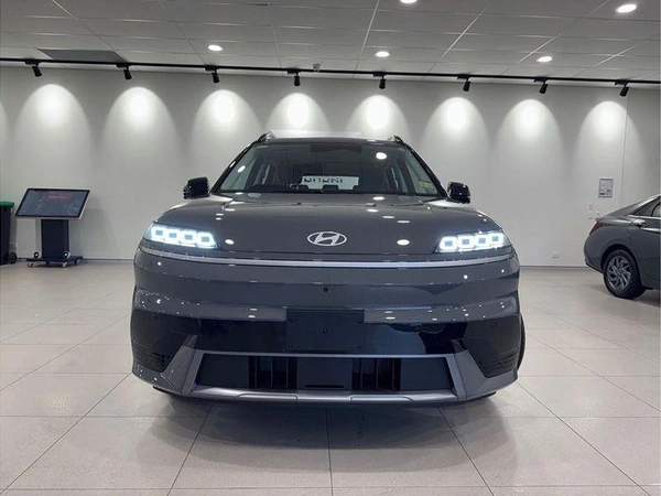 2025 Hyundai Elexio Elite OE1.V1 Electric Automatic