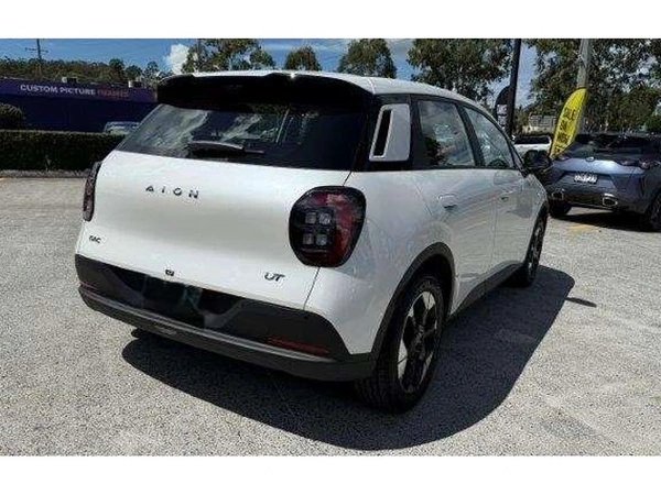 2026 GAC Aion UT Elite Electric Automatic AWD 20-Inch Wheels Adaptive Cruise Control