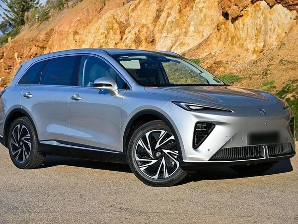 2026 Mg Mgs6 Essence Is3e FWD Electric Automatic 6-Speed Manual