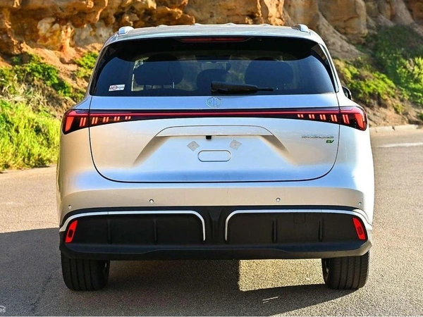 2026 Mg Mgs6 Essence Is3e FWD Electric Automatic 6-Speed Manual