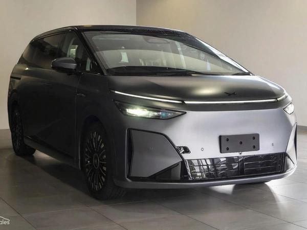 2026 Xpeng X9 Performance AWD Automatic