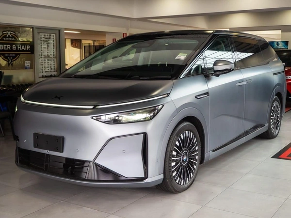 2026 Xpeng X9 Performance AWD Automatic
