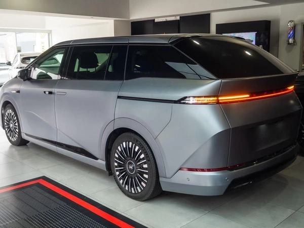 2026 Xpeng X9 Performance AWD Automatic