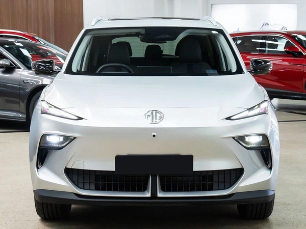 2025 Mg Mgs5 Essence 49 Automatic RWD
