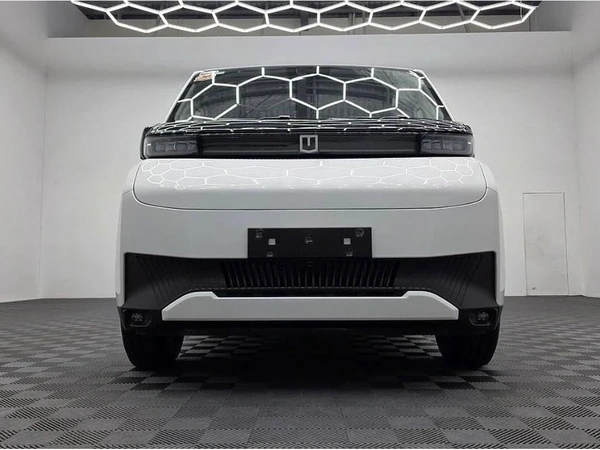 2025 Farizon SuperVan White Van Automatic Electric