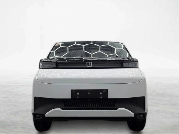 2026 Farizon SuperVan White Van Electric Manual