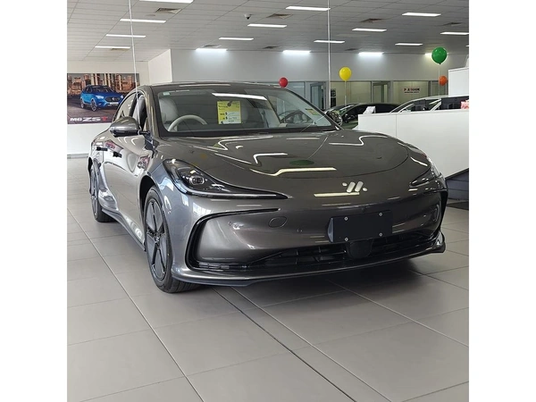 2025 Mg Im5 Premium P12L Rear Wheel Drive Automatic