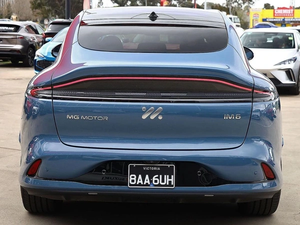 2025 MG IM6 Platinum AWD Automatic