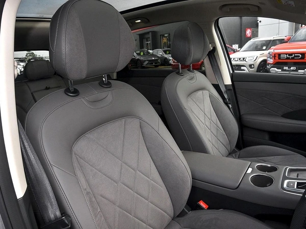 2026 MG MGS6 EV Essence AWD Automatic