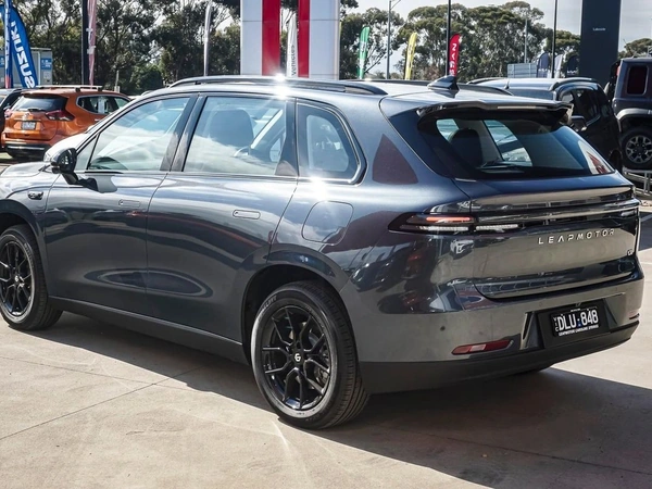 2025 Leapmotor C10 Style B11 Electric Automatic RWD