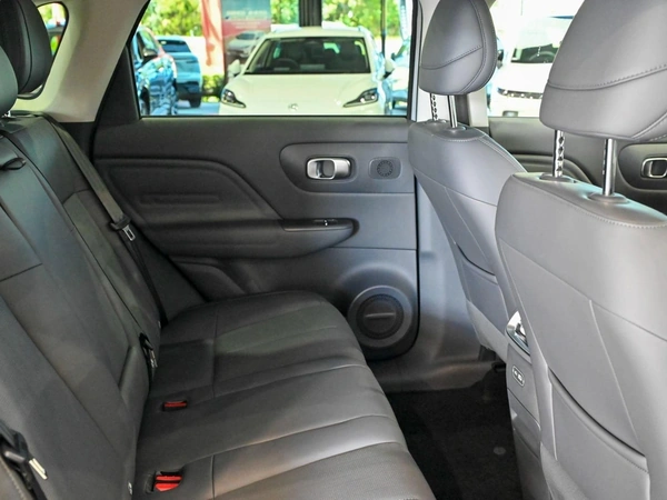 2026 Leapmotor B10 Design LR Automatic Electric