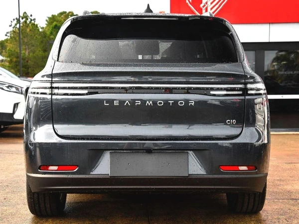2026 Leapmotor C10 Design LR Manual Front Wheel Drive