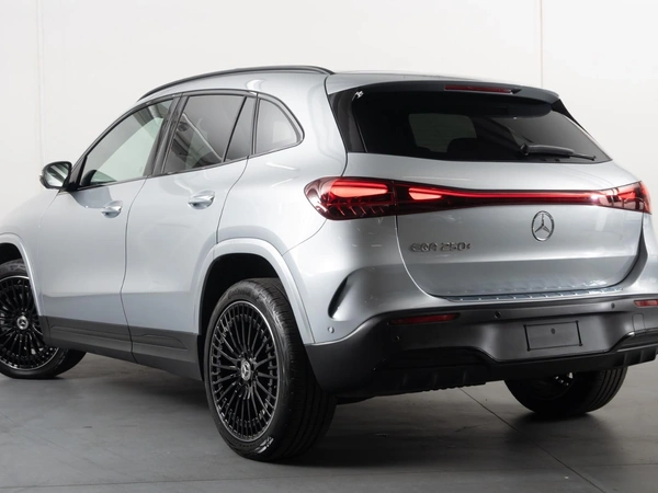 2024 Mercedes-Benz EQA Electric Front Wheel Drive Panoramic Sunroof Apple CarPlay