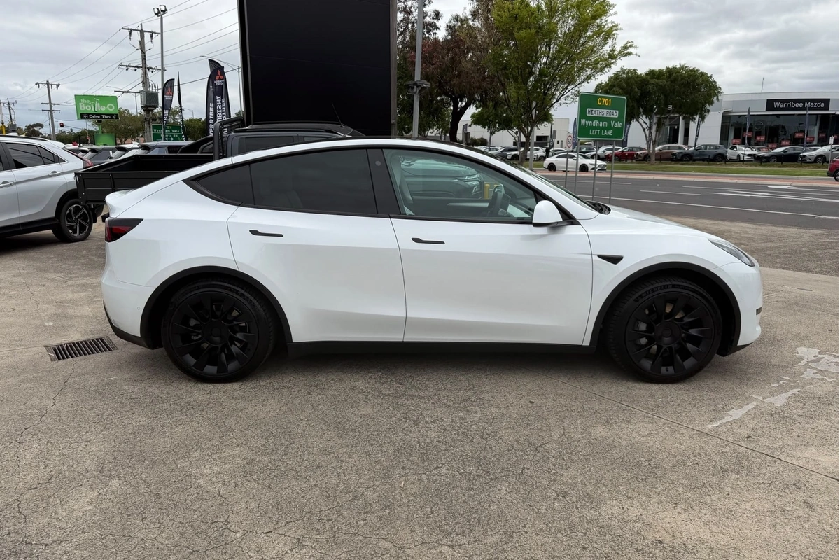 Photo 12