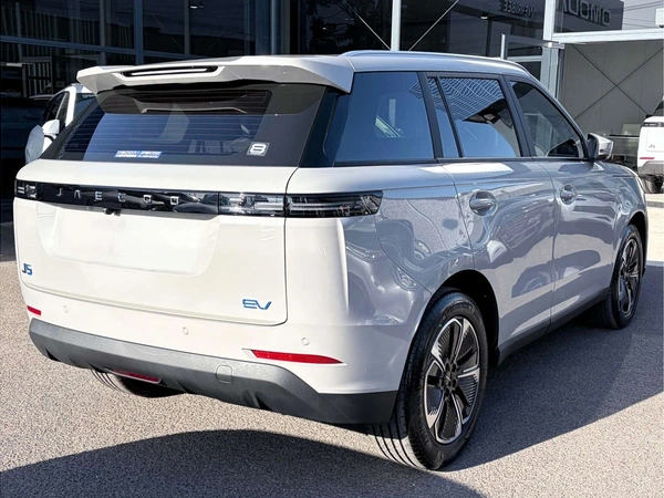2026 Omoda Jaecoo J5 EV Summit Automatic Electric